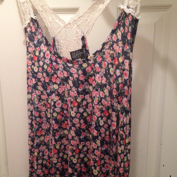 Floral Loose Tank Top