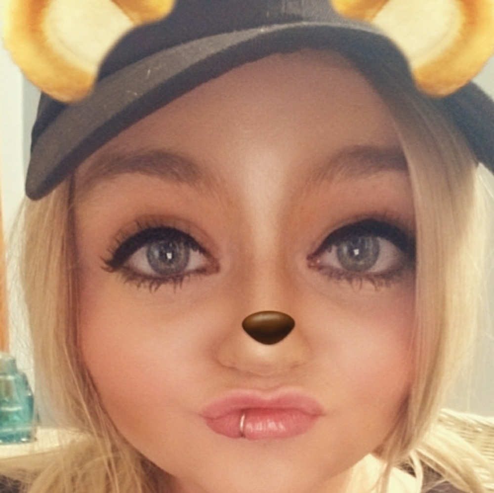 Meet your Posher, Nikki