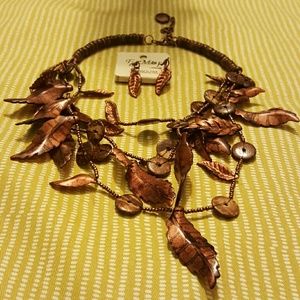 Necklace and earrings set