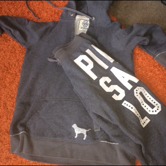 *Victoria's Secret Pink 💎Bling 💎Jogging Suit*