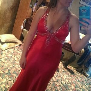 Red prom dress