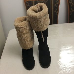 Gorgeous Hill Finger boots sheepskin shearling