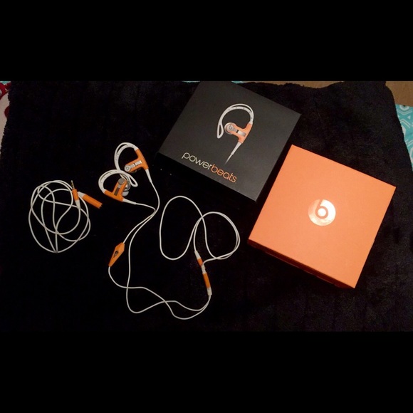 Beats by Dre Power Beats