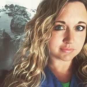 Meet your Posher, Dana