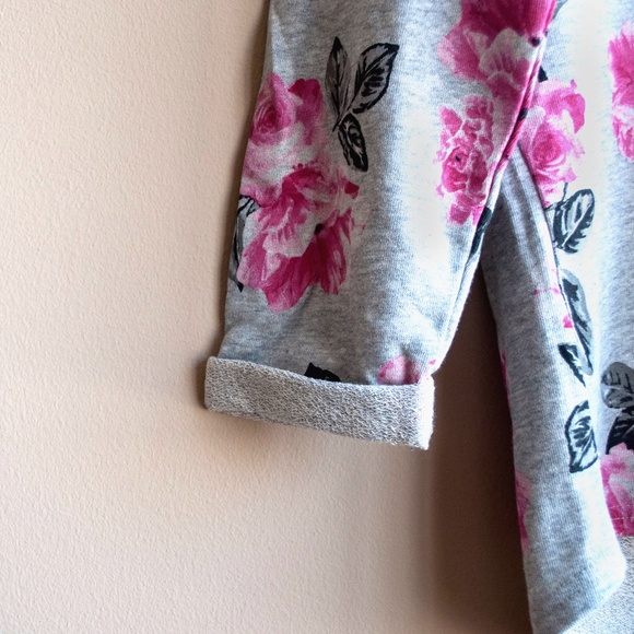 Flower Patterned Sweater - Picture 2 of 4