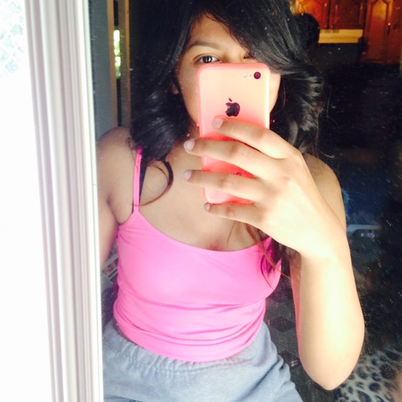 Meet your Posher, Vanessa - Picture 1 of 1