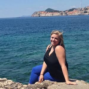 Meet your Posher, Ellen