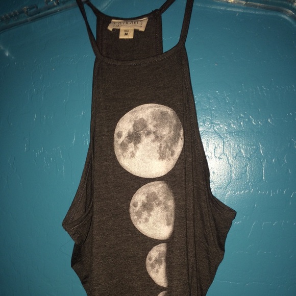Moon phase tank