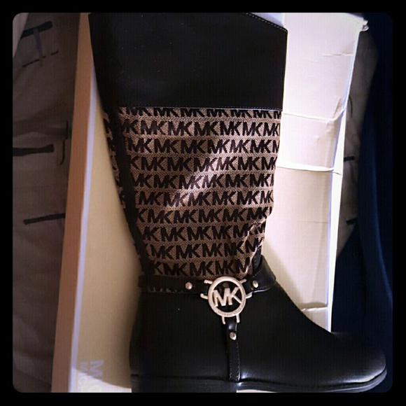 MICHAEL KORS *traded* reflexion2k13