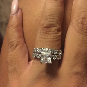 Silver plated wedding ring set