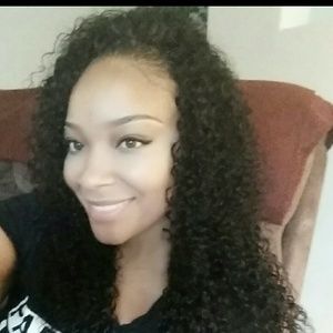 Meet your Posher, Kimyetta