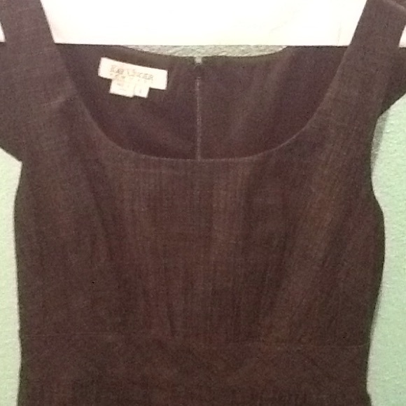 Dress - Picture 2 of 4