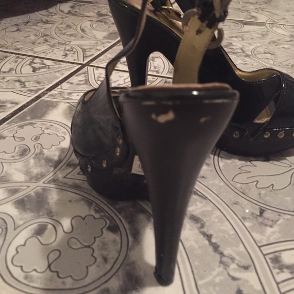 Charlotte Russe sling back heels - Picture 3 of 4