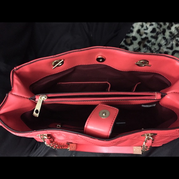 Michael kors purse - Picture 2 of 3