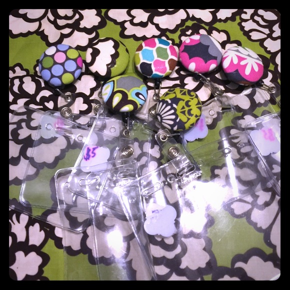 Id badges can provide personalized with intials