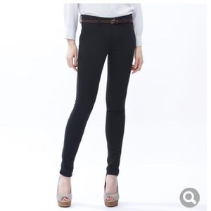 Uniqlo Green Skinny Denim Legging Pants (Jeggings)