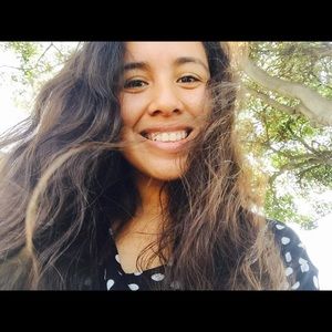 Meet your Posher, Stephany