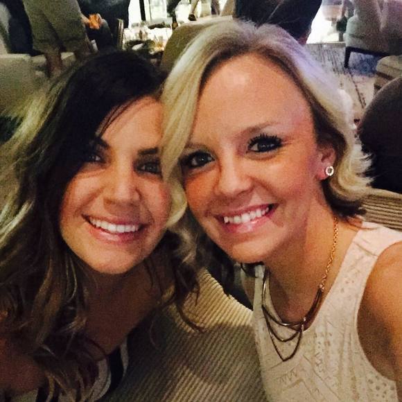 Meet your Posher, Amanda - Picture 1 of 1