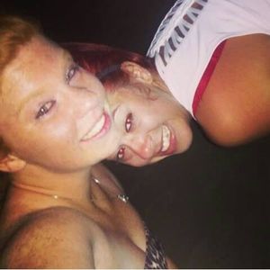 Meet your Posher, Justina