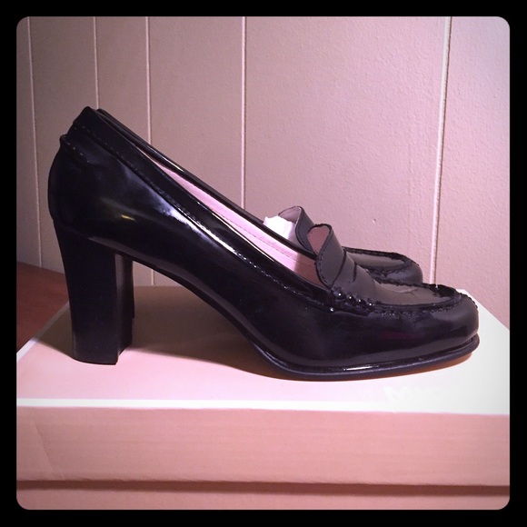 michael kors loafer pumps