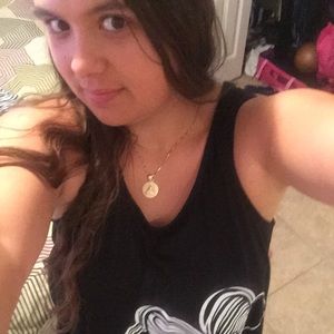 Meet your Posher, Levana