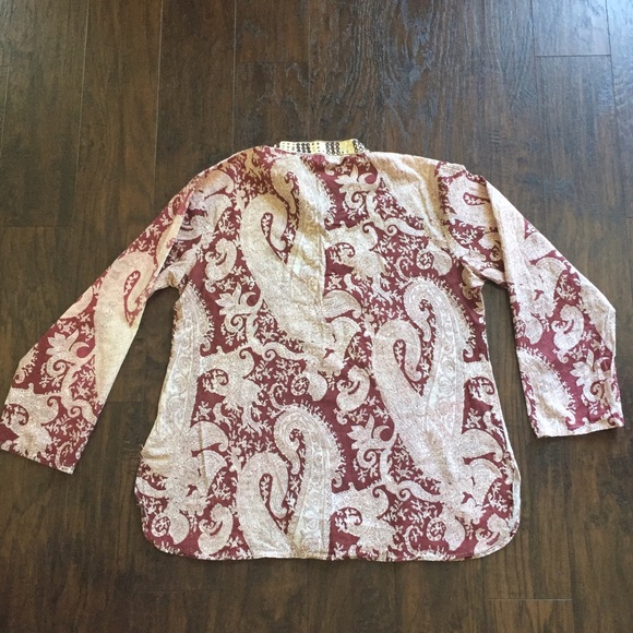 Patterned top - Picture 2 of 3