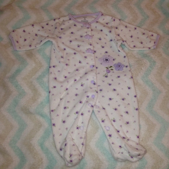 Carter's pajamas