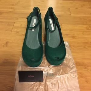 Melissa Plastic Dreams Mary Jane Wedges Size 9