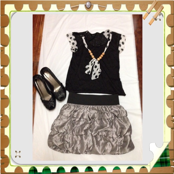 ‼REDUCED‼️️Papaya Silver Skirt 😘😘👗💞💞