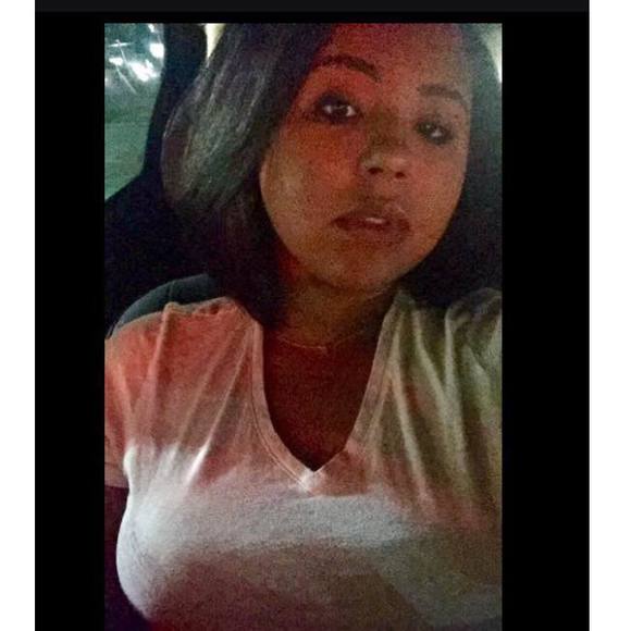 Meet your Posher, Adel