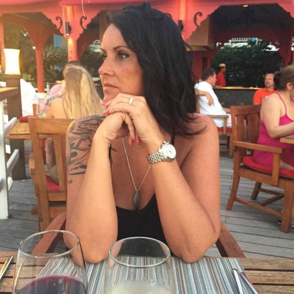 Meet your Posher, Jan - Picture 1 of 1