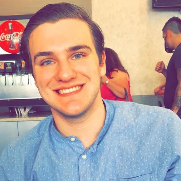 Meet your Posher, Matteo - Picture 1 of 1