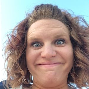 Meet your Posher, Hailey