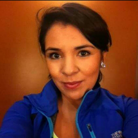 Meet your Posher, Alexandria