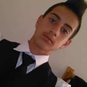 Meet your Posher, Alex