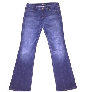 Size: 32 
Worn condition 
Seven for all mankind