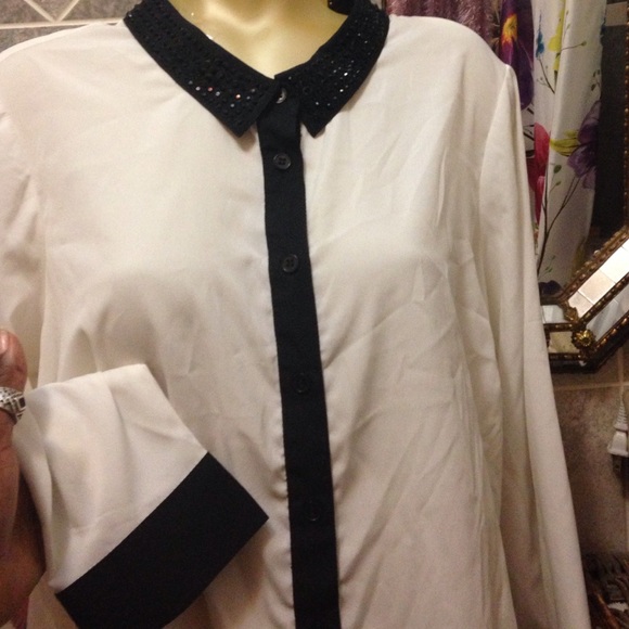 Jessica Simpson shirt
