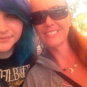 Meet your Posher, Alyiki