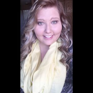 Meet your Posher, Christy