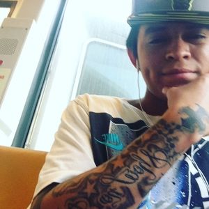 Meet your Posher, Santos