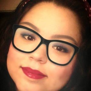 Meet your Posher, Carolyn