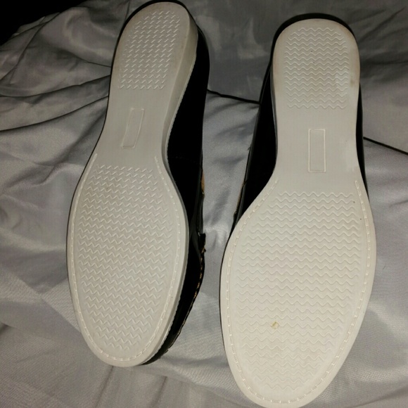 Shoes - Picture 3 of 3