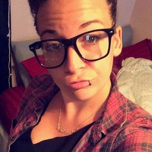 Meet your Posher, Keri