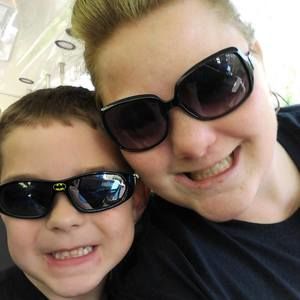 Meet your Posher, Stacey