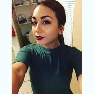 Meet your Posher, Viviana