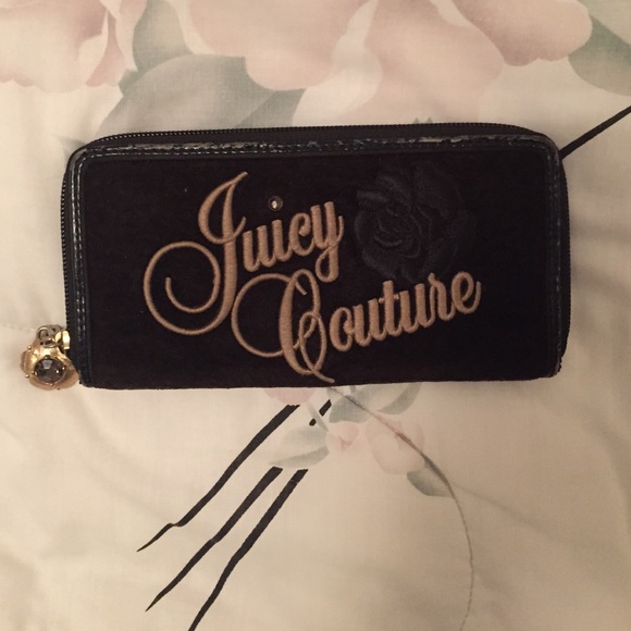 Juicy couture wallet