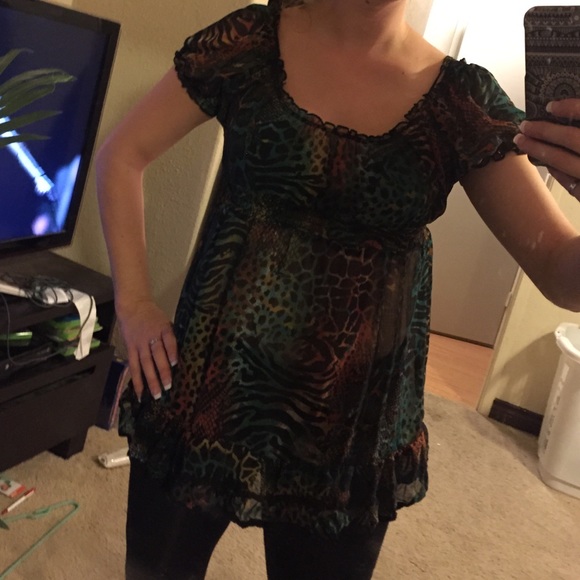 Colorful animal print top. - Picture 2 of 2