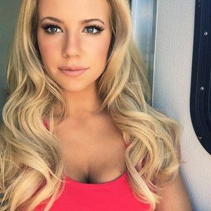 Meet your Posher, Alaina