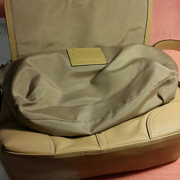 COACH CROSSBODY - Picture 3 of 4