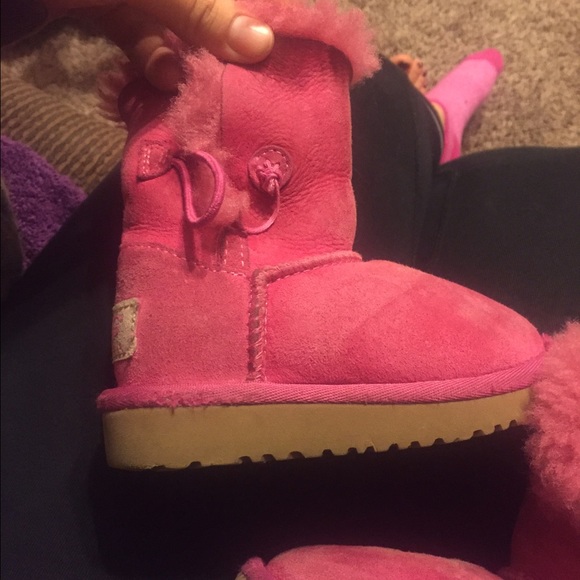 Toddler uggs - Picture 3 of 3